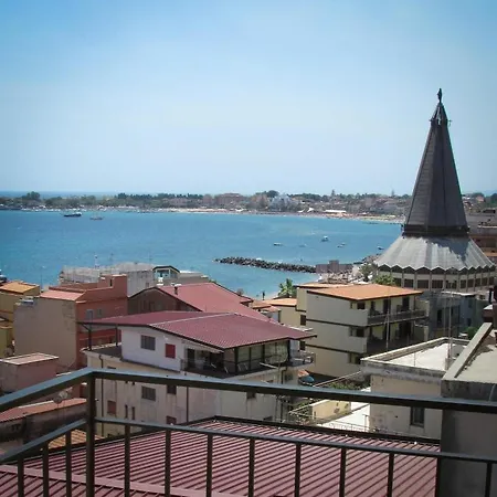 לינה וארוחת בוקר Naxos Mare *